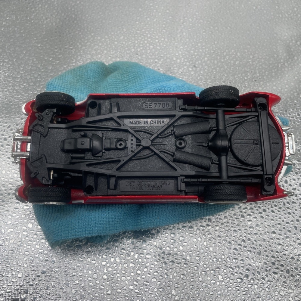 Vintage 1957 Red Corvette Convertible Fuel Injection Diecast Metal Toy Car - Picture 12 of 16